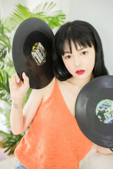 隔壁的女孩演员表